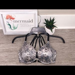 Victoria’s Secret 32d